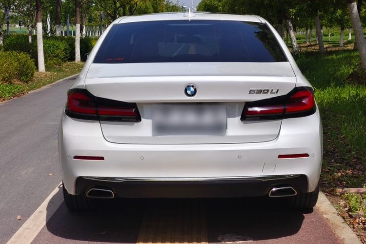 Used BMW 5 Series 2022 Second Facelift 530Li Leading Edition M Sport Package Exterior 6