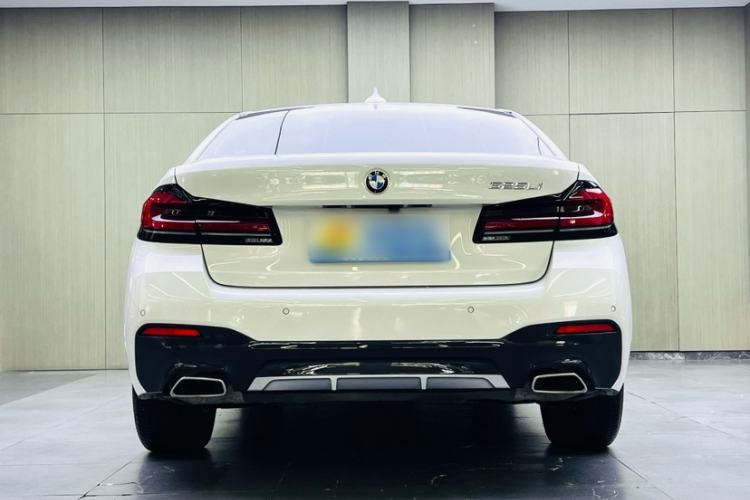 Used BMW 5 Series 2022 Restyled 525Li M Sport Package Exterior 6