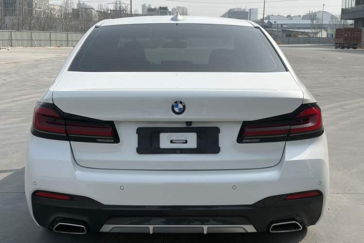 Used BMW 5 Series 2022 Second Facelift 525Li M Sport Package Exterior 6