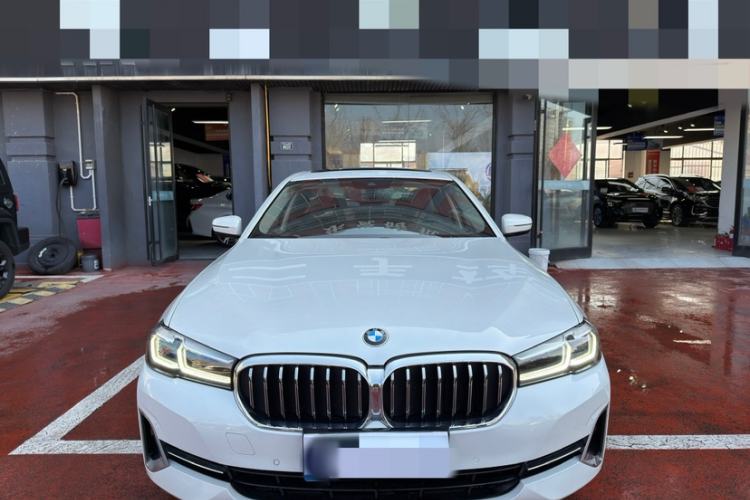Used BMW 5 Series 2022 Restyled 525Li Luxury Package Exterior 6