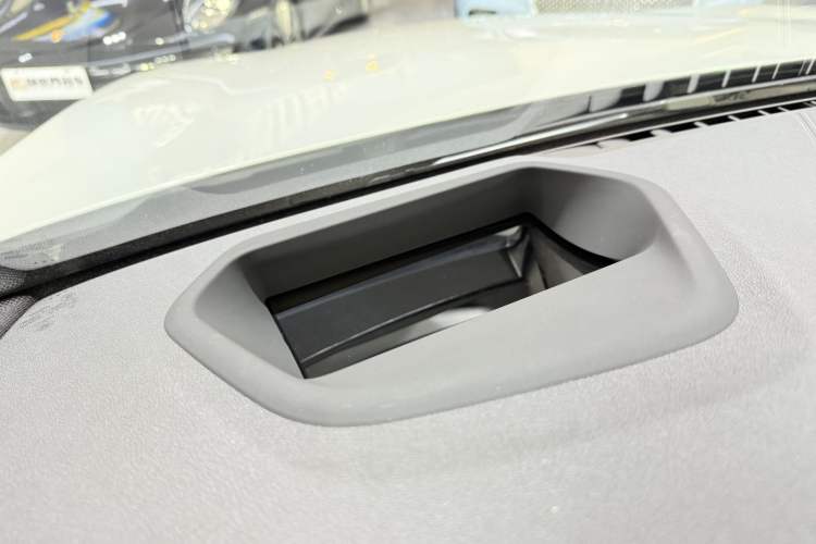 Used BMW 5 Series 2022 Restyled 540i Luxury Edition M Sport Package Exterior 7