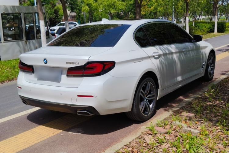 Used BMW 5 Series 2022 Second Facelift 530Li Leading Edition M Sport Package Exterior 7