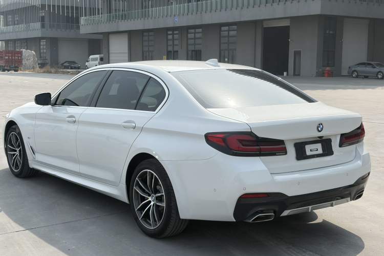 Used BMW 5 Series 2022 Second Facelift 525Li M Sport Package Exterior 7