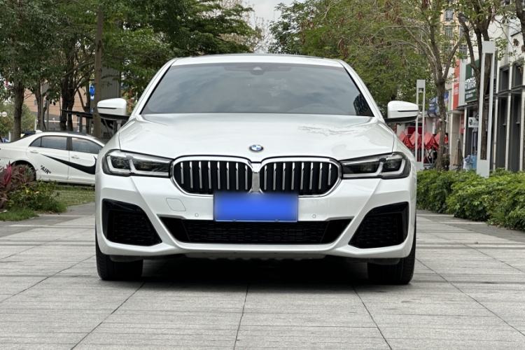 Used BMW 5 Series 2022 Restyled 525Li M Sport Package Exterior 8