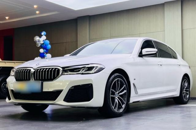 BMW 5 Series 2022 Restyled 525Li M Sport Package с пробегом
