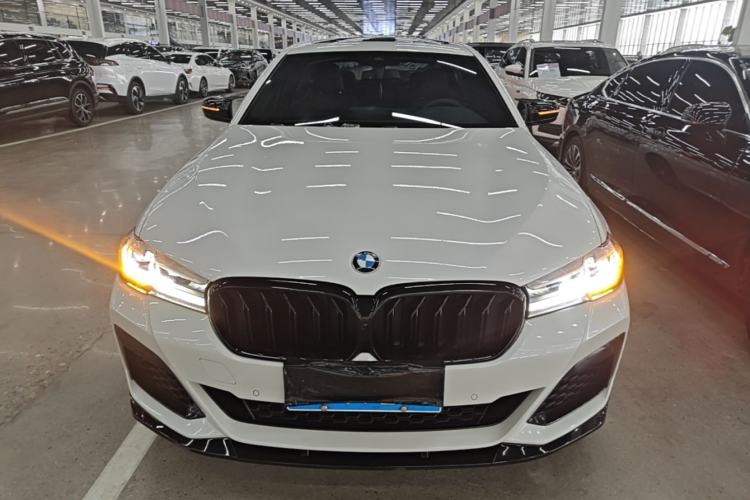 Used BMW 5 Series 2022 Second Facelift 525Li M Sport Package Front