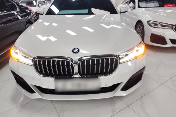 Used BMW 5 Series 2022 Second Facelift 525Li M Sport Package Front