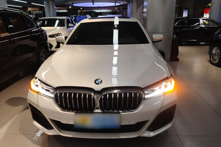 Used BMW 5 Series 2022 Restyled 525Li M Sport Package Front