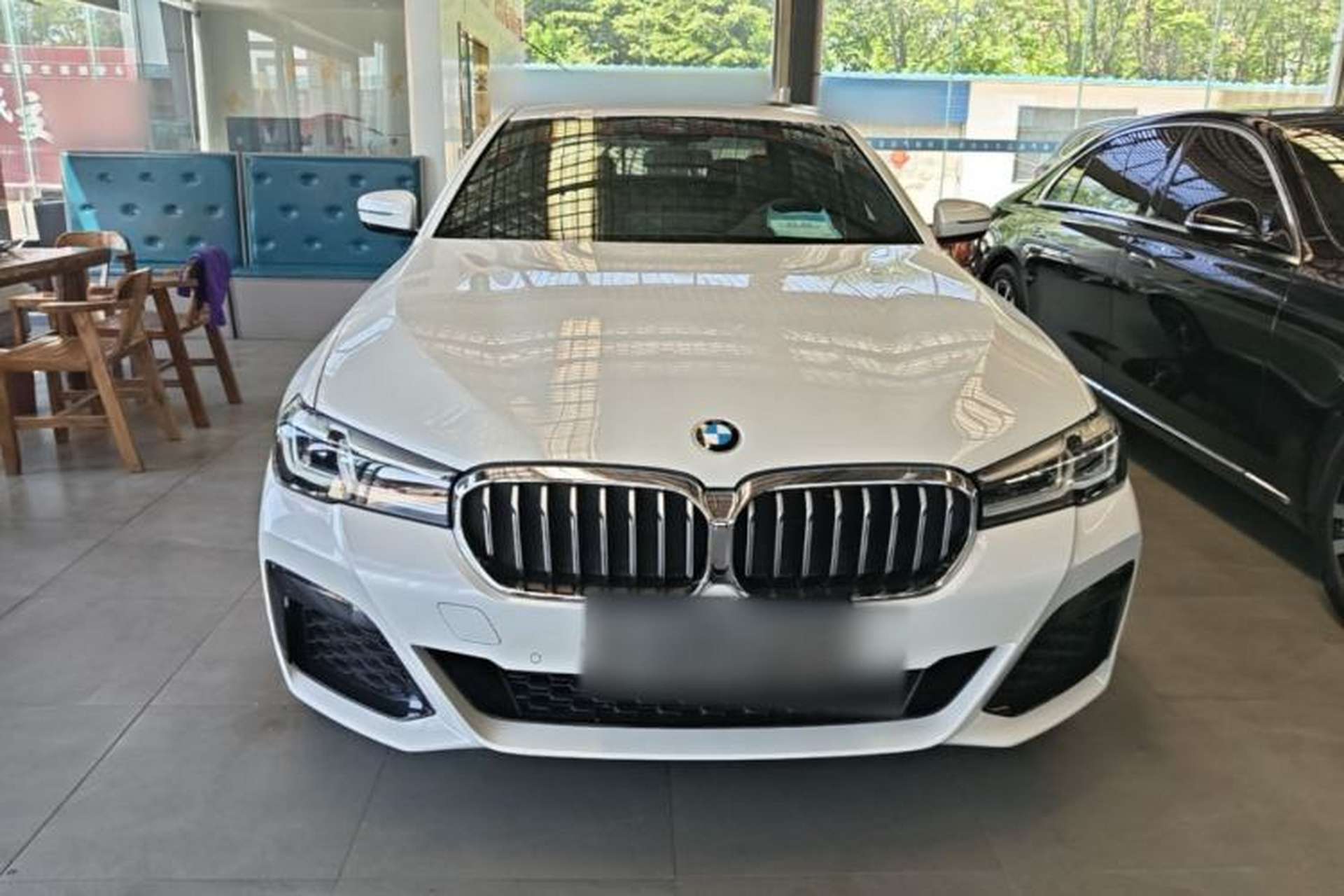 Used BMW 5 Series 2022 Second Facelift 525Li M Sport Package Front