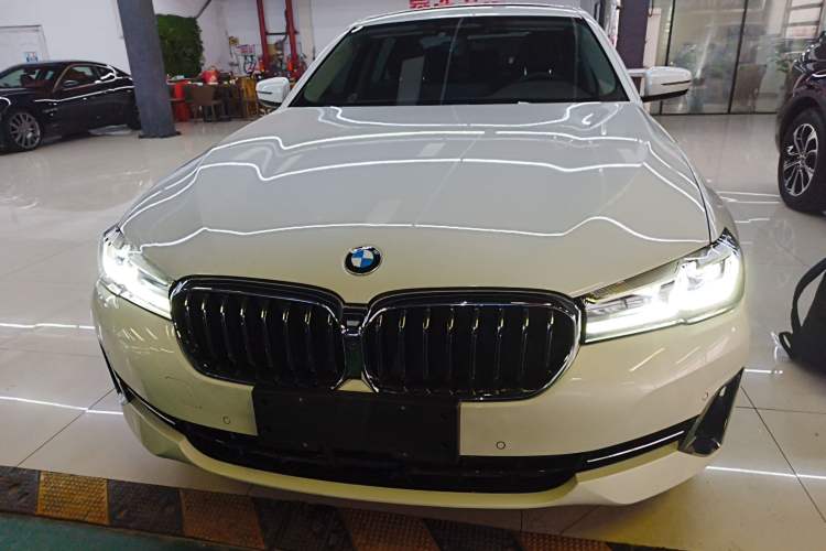Used BMW 5 Series 2022 Second Facelift 530Li Luxury Edition Premium Package Front