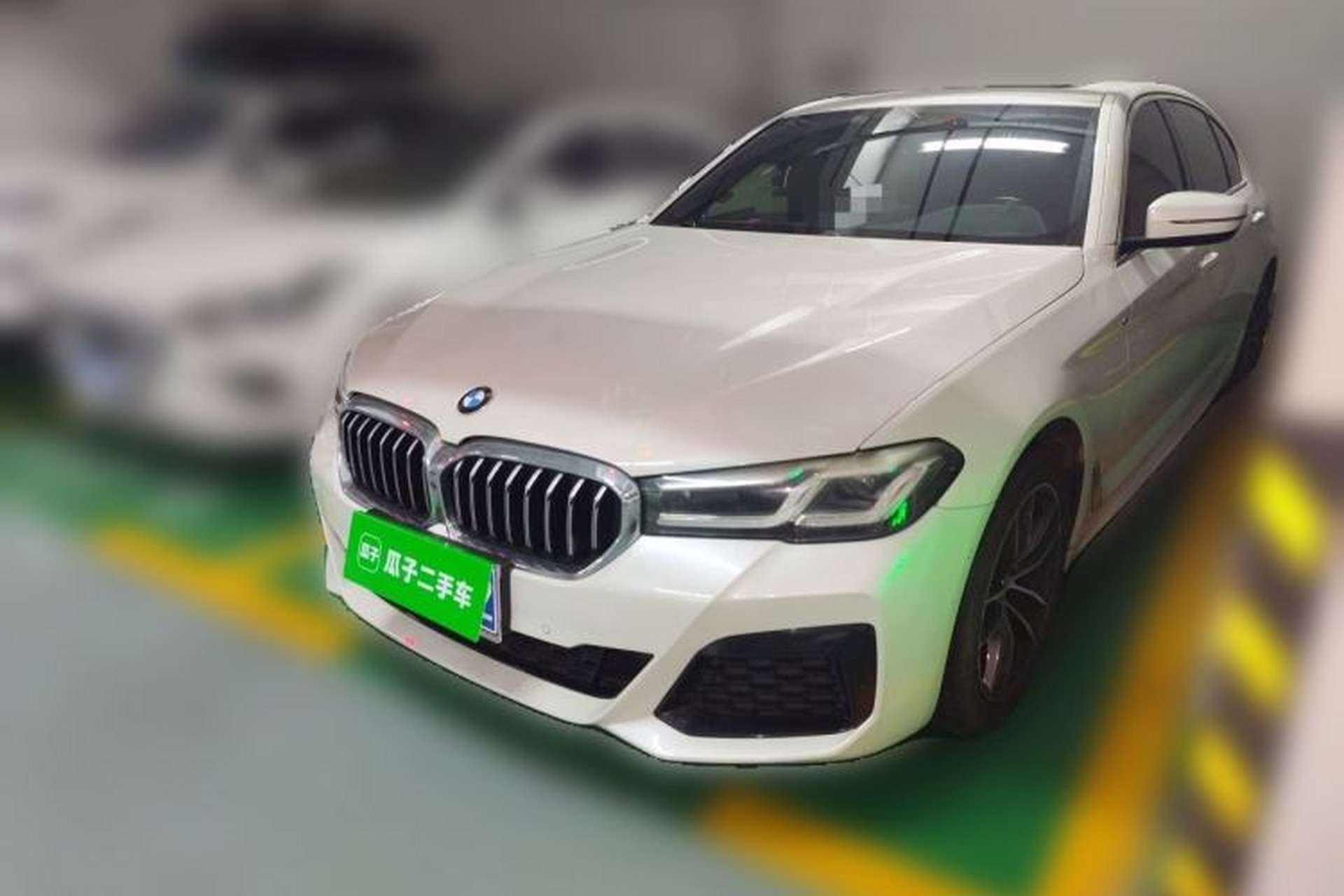 Used BMW 5 Series 2022 525Li M Sport Package Front Left 45 Deg