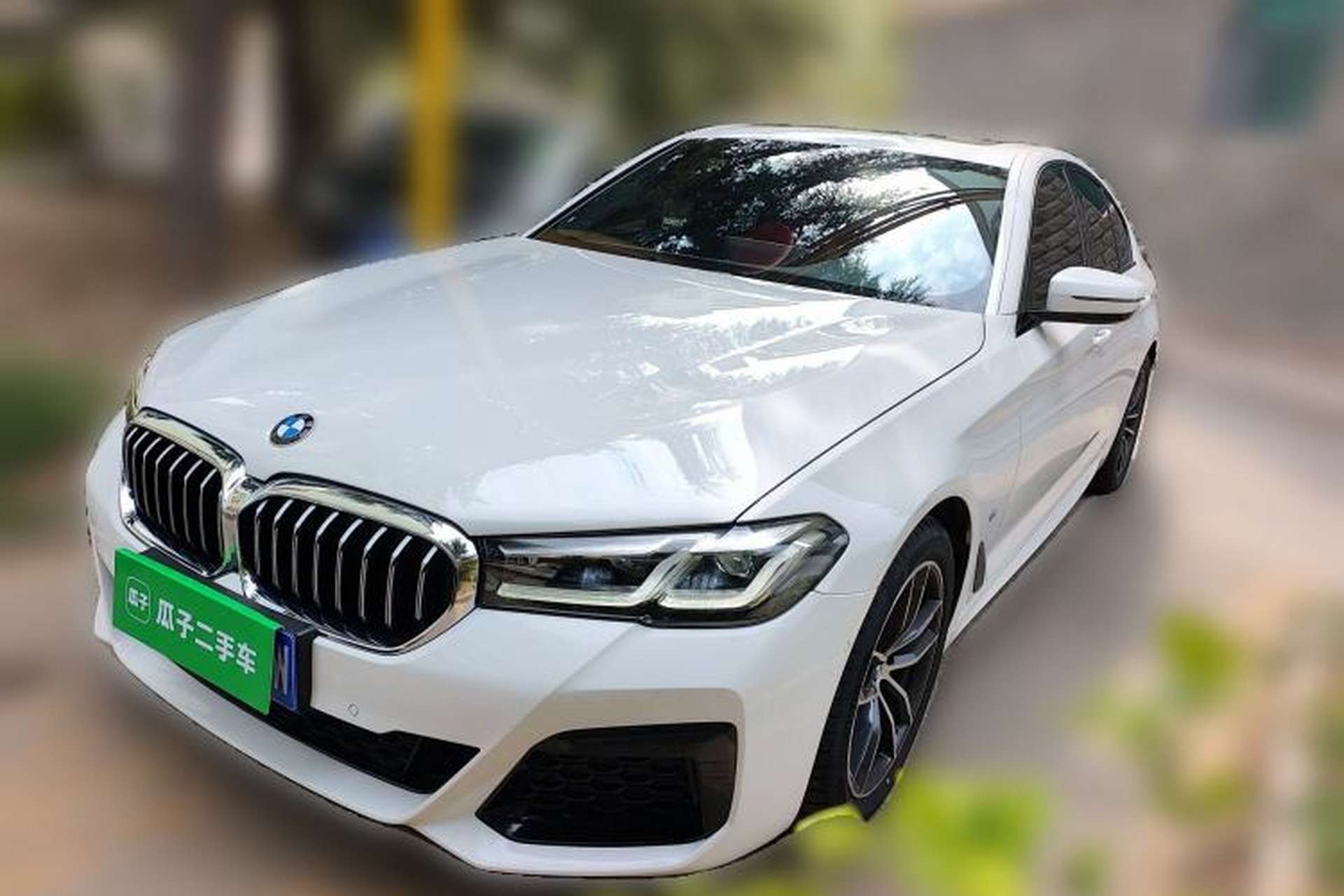 Used BMW 5 Series 2022 Restyled 525i M Sport Package Front Left 45 Deg