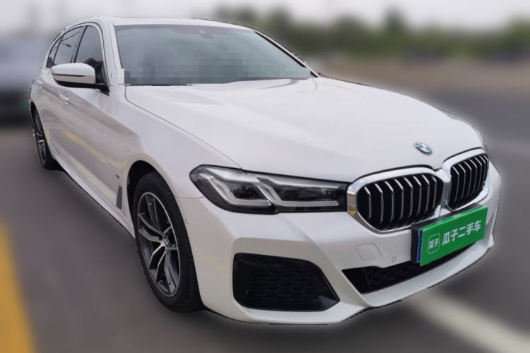 Used BMW 5 Series 2022 Restyled 525Li M Sport Package Front Right 45 Deg