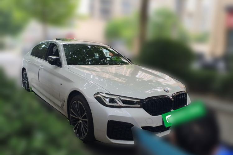 Used BMW 5 Series 2022 Restyled 530Li Leading Edition M Sport Package Front Right 45 Deg