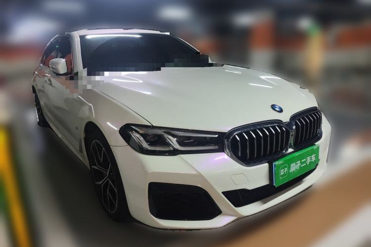 Used BMW 5 Series 2022 Revised Version 3 530Li Luxury Edition M Sport Package Front Right 45 Deg