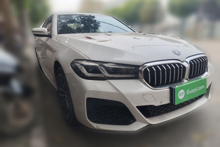 Used BMW 5 Series 2022 Restyled 525Li M Sport Package Front Right 45 Deg