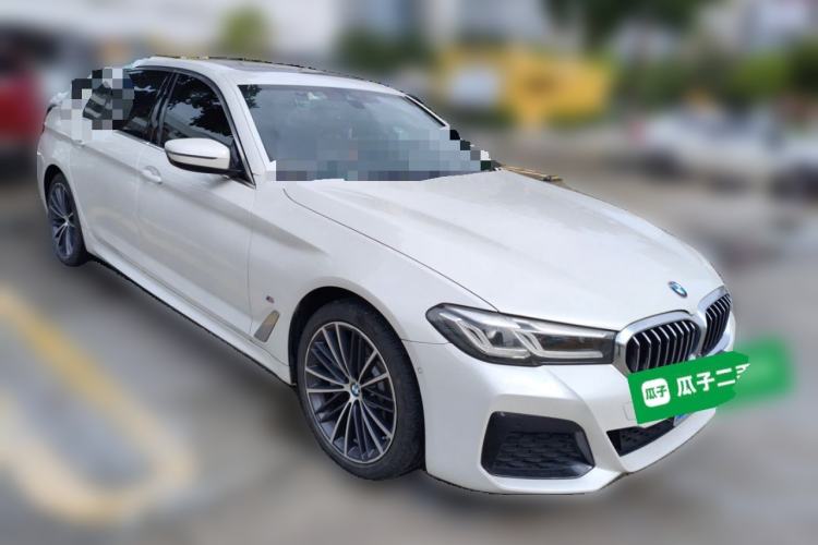 Used BMW 5 Series 2022 Restyled 530Li Leading Edition M Sport Package Front Right 45 Deg