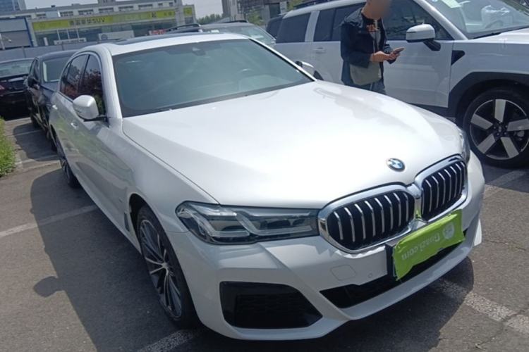 Used BMW 5 Series 2022 Second Facelift 530Li xDrive M Sport Package Front Right 45 Deg