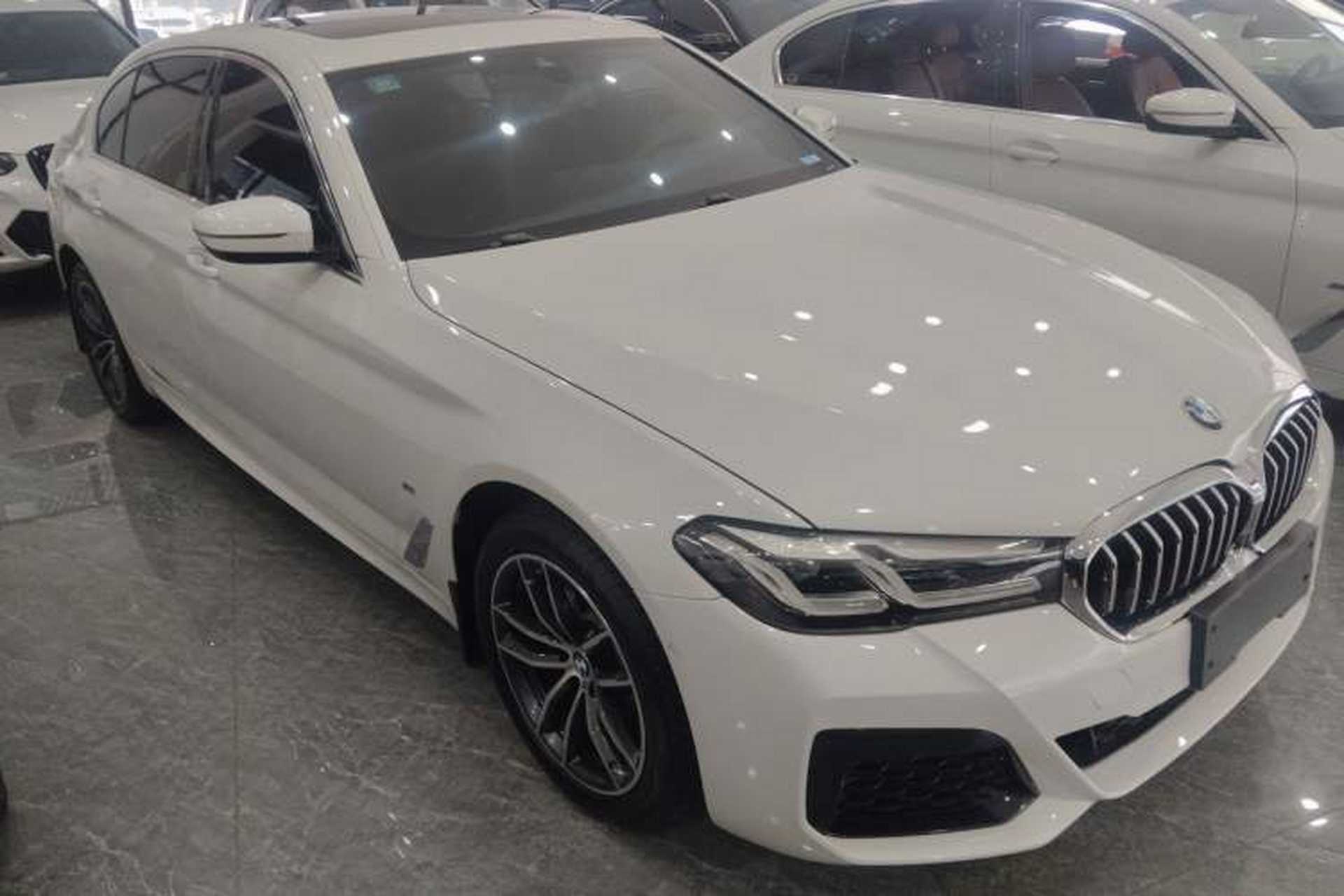 Used BMW 5 Series 2022 Restyled 525Li M Sport Package Front Right 45 Deg