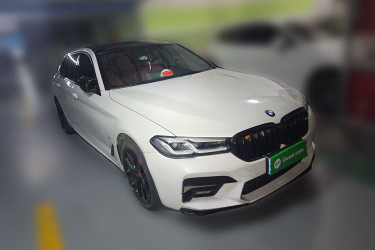 Used BMW 5 Series 2022 Restyled 530Li Leading Edition M Sport Package Front Right 45 Deg