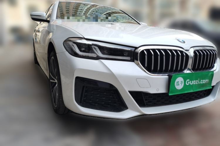 Used BMW 5 Series 2022 Second Facelift 530Li xDrive M Sport Package Front Right 45 Deg