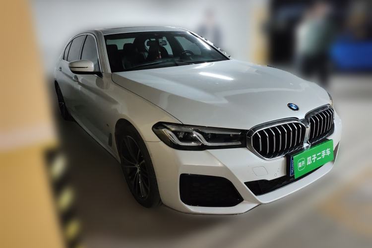 Used BMW 5 Series 2022 Restyled 530Li Leading Edition M Sport Package Front Right 45 Deg