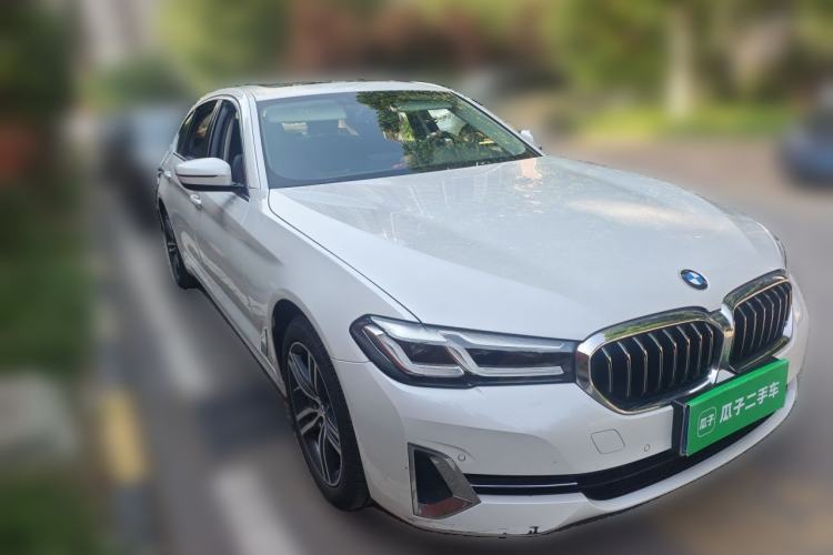 Used BMW 5 Series 2022 Second Facelift 530Li Leading Edition Luxury Package Front Right 45 Deg