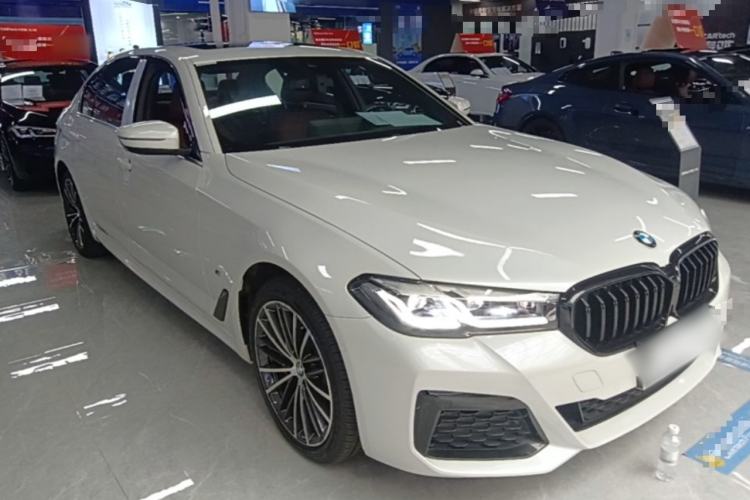 Used BMW 5 Series 2022 Restyled 530Li Leading Edition M Sport Package Front Right 45 Deg