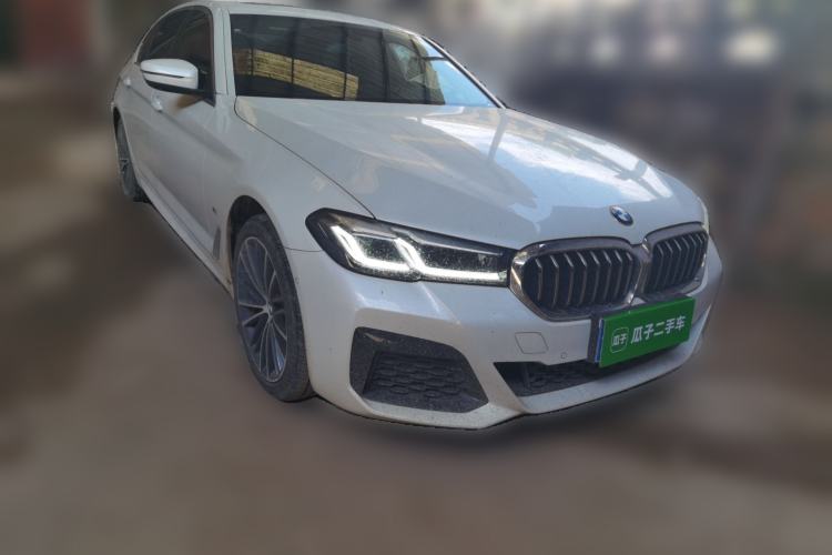 Used BMW 5 Series 2022 Second Facelift 530Li Leading Edition M Sport Package Front Right 45 Deg