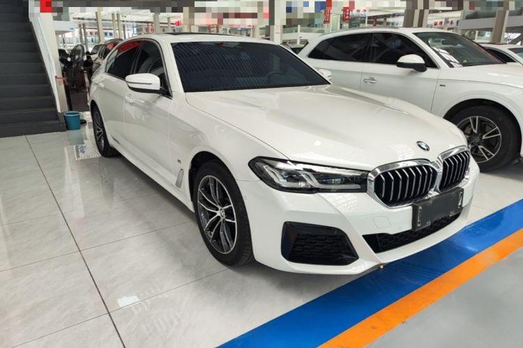 Used BMW 5 Series 2022 Restyled 525Li M Sport Package Front Right 45 Deg