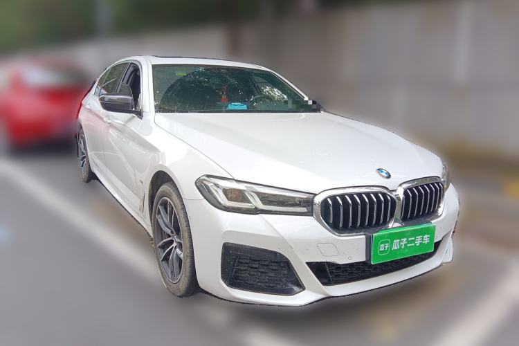 Used BMW 5 Series 2022 Restyled 525Li M Sport Package Front Right 45 Deg