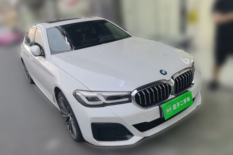Used BMW 5 Series 2022 Restyled 530Li Leading Edition M Sport Package Front Right 45 Deg