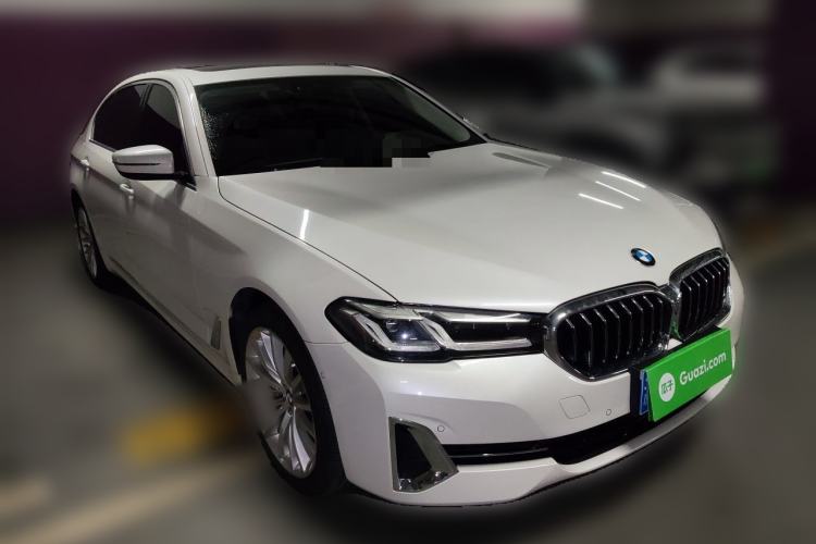 Used BMW 5 Series 2022 Second Facelift 530Li Luxury Edition Premium Package Front Right 45 Deg