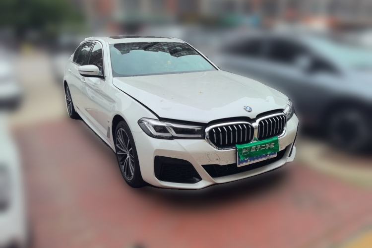 Used BMW 5 Series 2022 Restyled 530Li Leading Edition M Sport Package Front Right 45 Deg