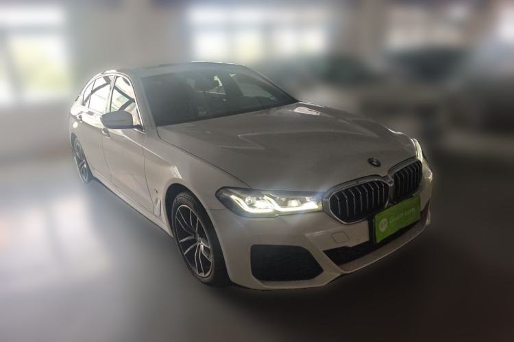 Used BMW 5 Series 2022 Restyled 525Li M Sport Package Front Right 45 Deg