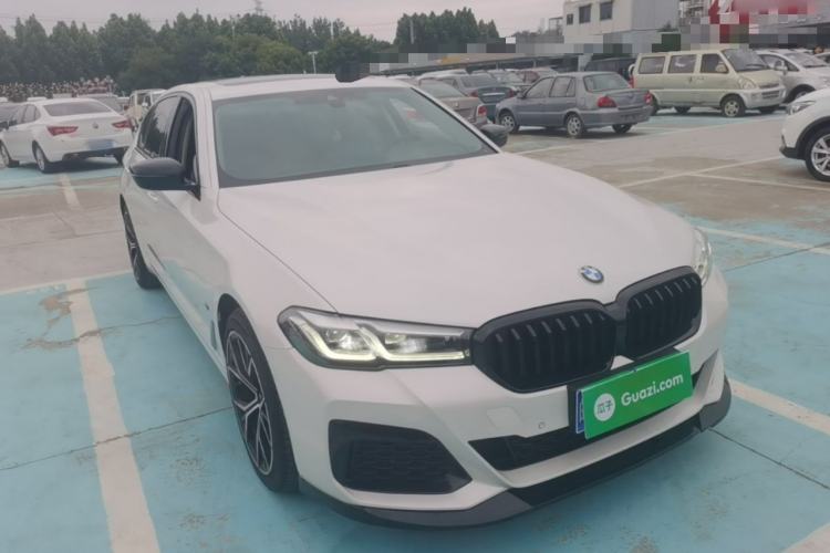 Used BMW 5 Series 2022 Updated 530Li Leading Edition Luxury Package Front Right 45 Deg
