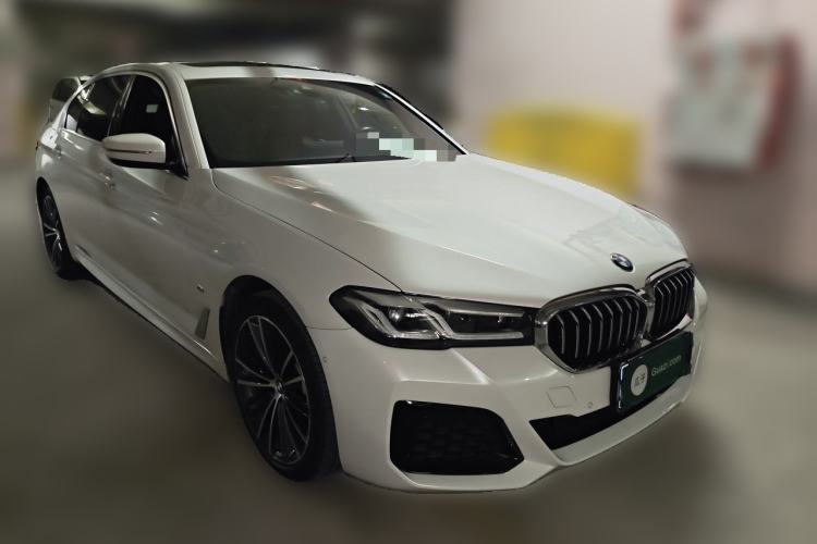 Used BMW 5 Series 2022 Restyled 530Li Leading Edition M Sport Package Front Right 45 Deg