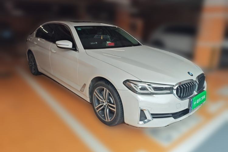 Used BMW 5 Series 2022 Updated 530Li Leading Edition Luxury Package Front Right 45 Deg