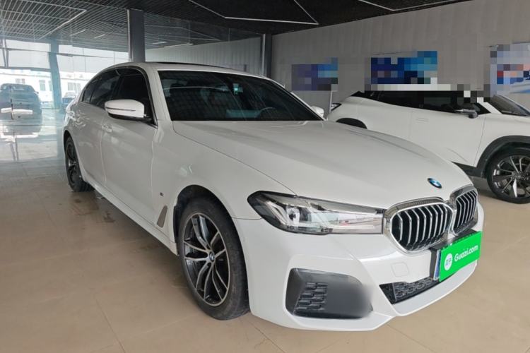 Used BMW 5 Series 2022 Restyled 525Li M Sport Package Front Right 45 Deg