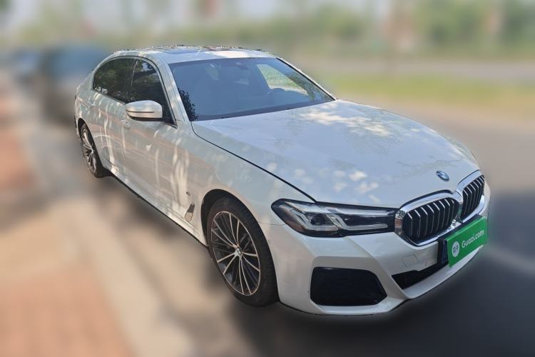 Used BMW 5 Series 2022 Second Facelift 530Li Leading Edition M Sport Package Front Right 45 Deg