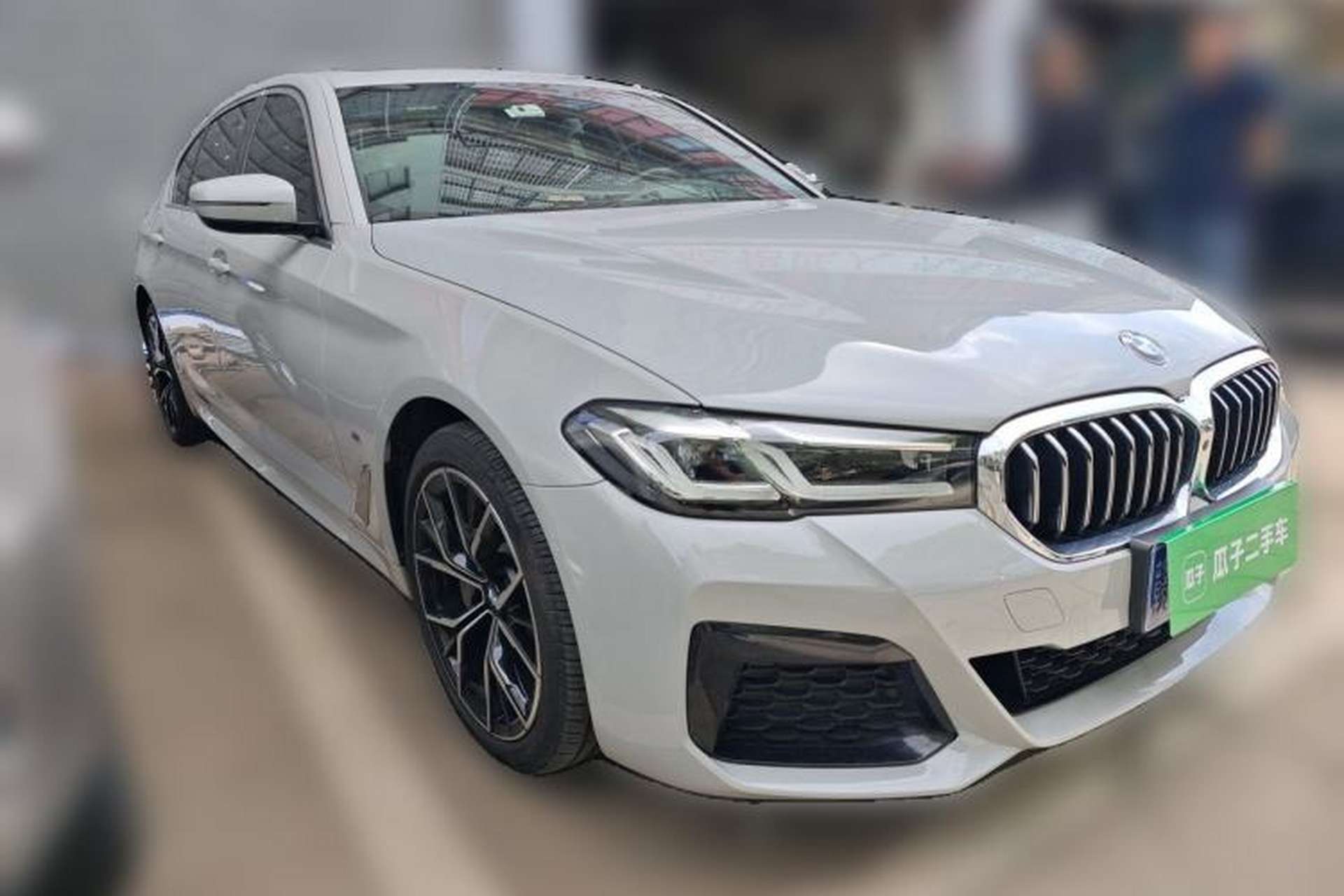 Used BMW 5 Series 2022 530Li Luxury Edition M Sport Package Front Right 45 Deg