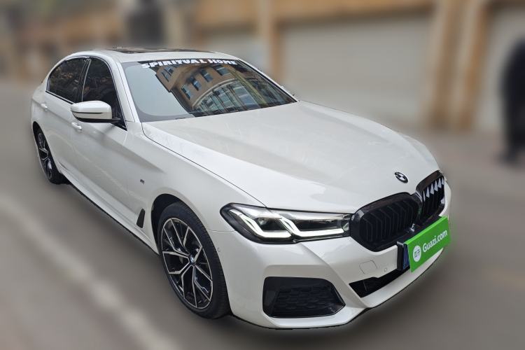 Used BMW 5 Series 2022 Revised Version 3 530Li Luxury Edition M Sport Package Front Right 45 Deg