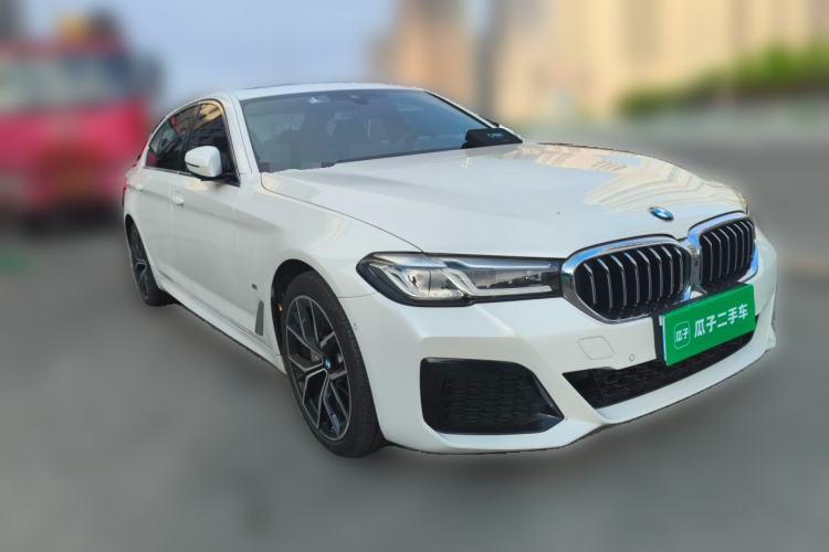 Used BMW 5 Series 2022 Restyled 530Li Luxury Edition M Sport Package Front Right 45 Deg