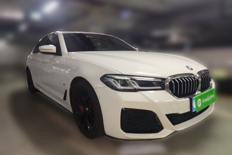 Used BMW 5 Series 2022 540i Sport Line M Sport Package Front Right 45 Deg
