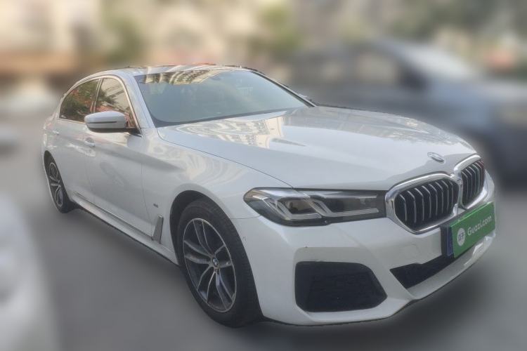 Used BMW 5 Series 2022 Restyled 525Li M Sport Package Front Right 45 Deg