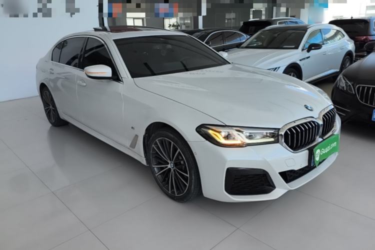 Used BMW 5 Series 2022 Restyled 530Li Leading Edition M Sport Package Front Right 45 Deg