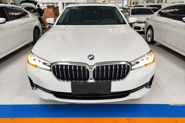Used BMW 5 Series 2022 Restyled 525Li Luxury Package Front
