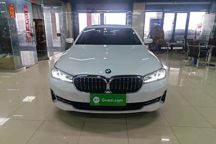 Used BMW 5 Series 2022 Restyled 525Li Luxury Package Front
