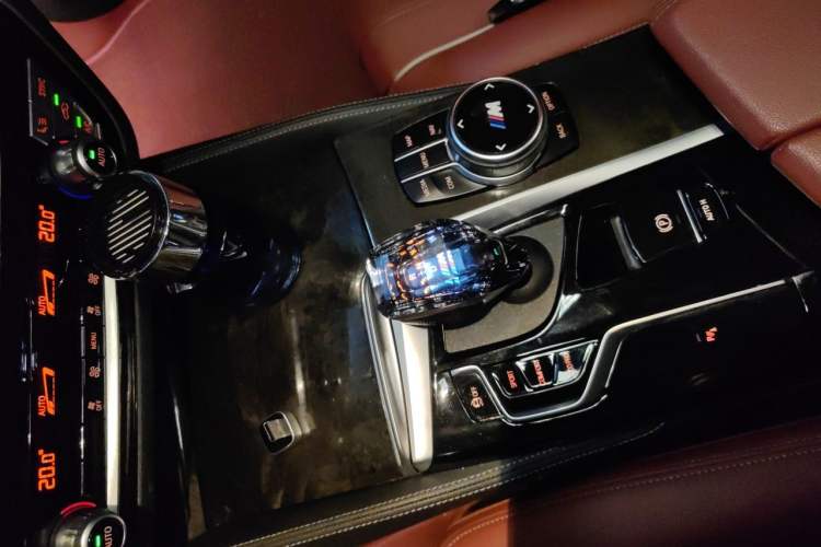Used BMW 5 Series 2022 Restyled 525Li M Sport Package Gear Lever