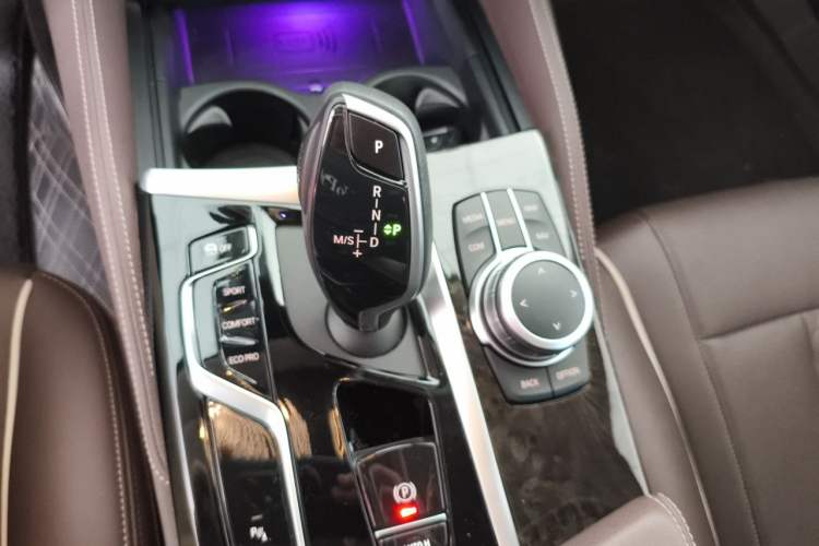 Used BMW 5 Series 2022 Restyled 525Li Luxury Package Gear Lever